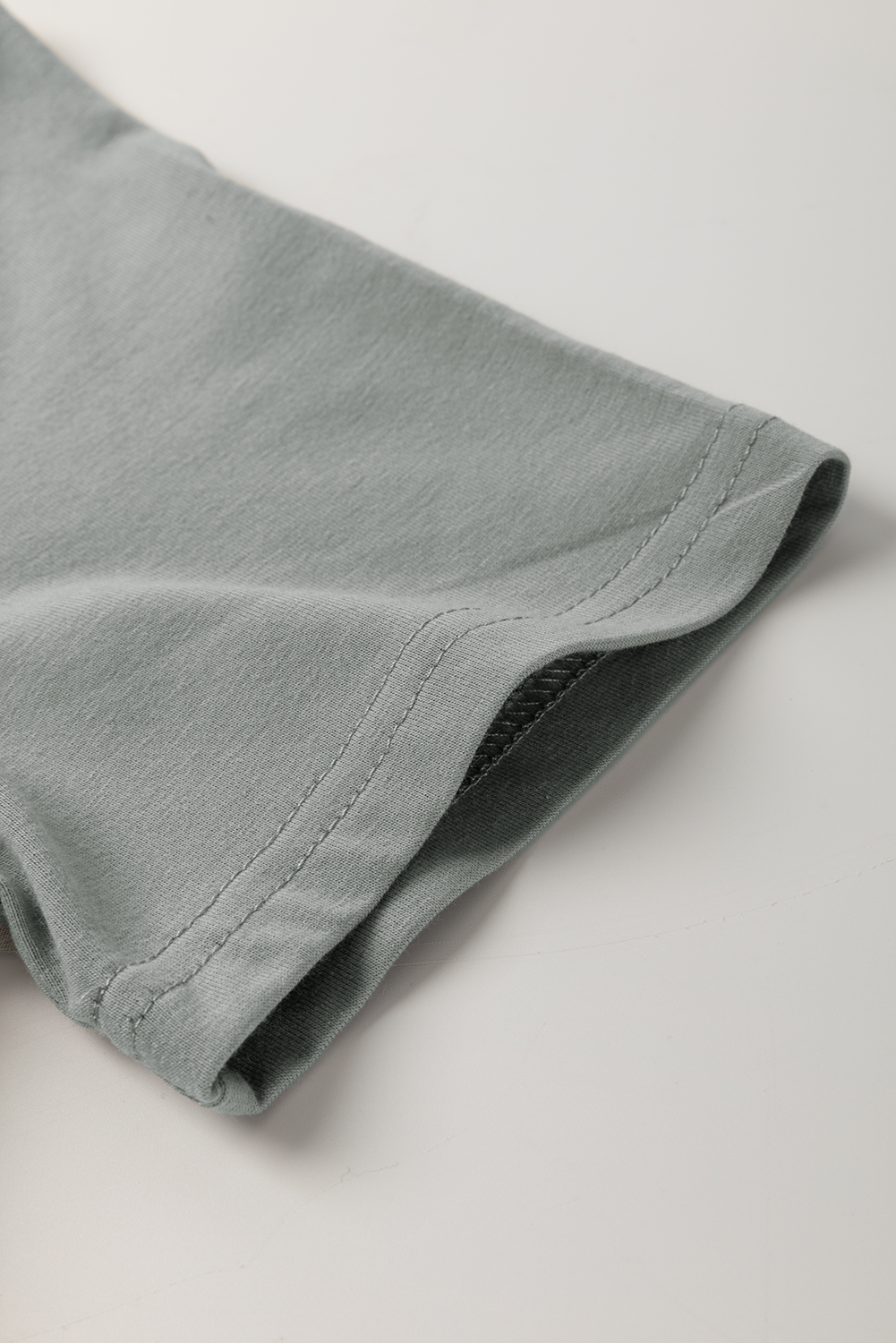 Toothpick Stripe Round Neck T-Shirt eAura