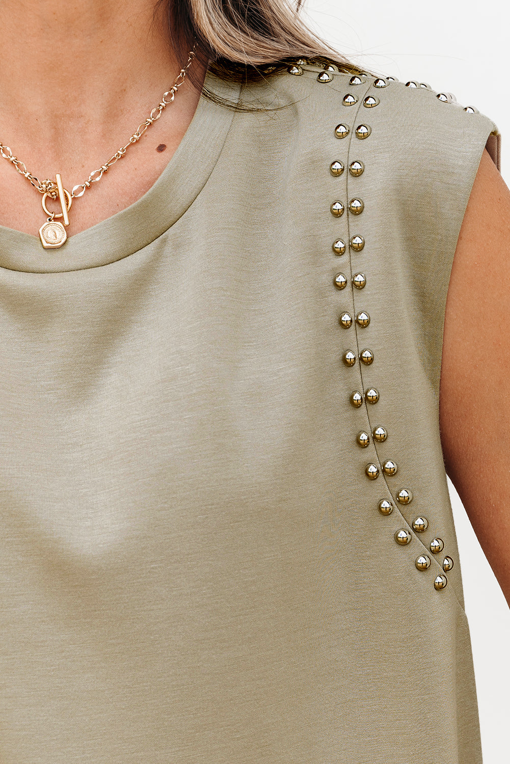 Studded Cap Sleeve Round Neck T Shirt eAura