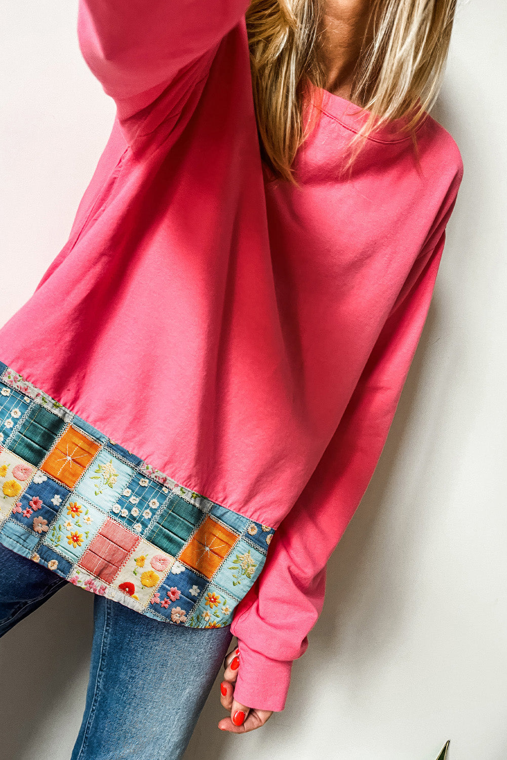 Strawberry Pink Floral Hemline Patchwork Round Neck Casual Top eAura