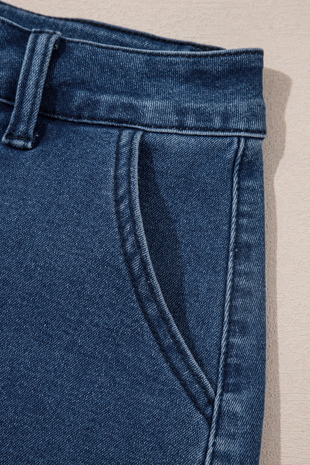Scalloped Hemline Acid Wash High Waist Denim Shorts eAura
