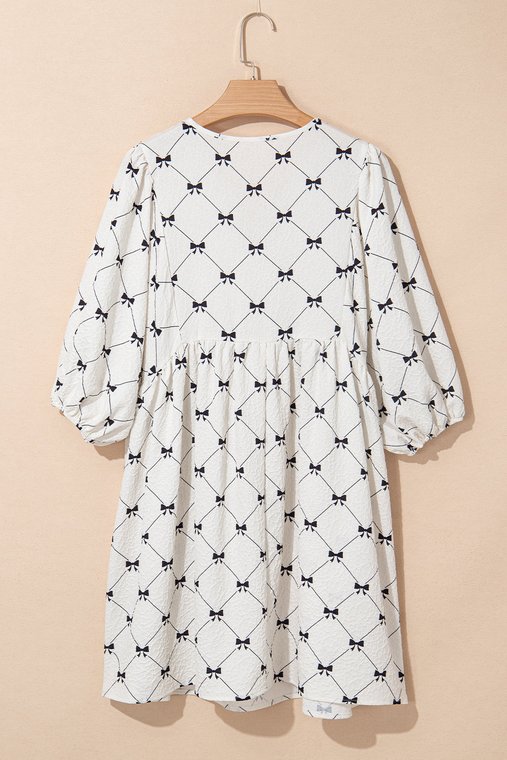 White Bowtie Pattern Textured Puff Half Sleeve Loose Mini Dress eAura