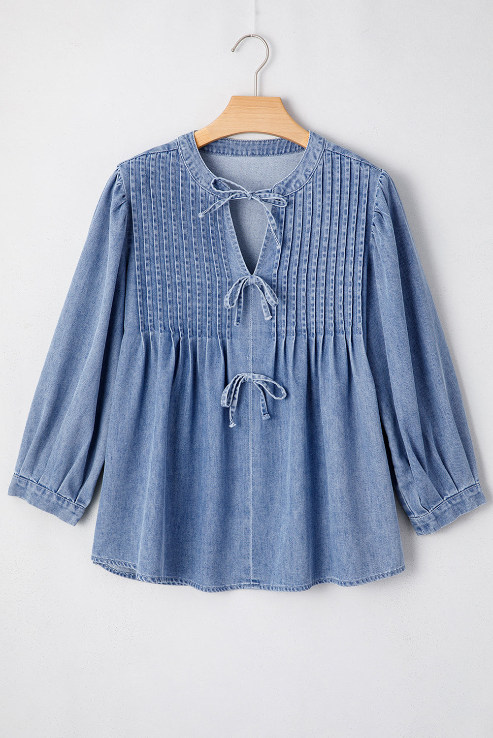 Myosotis Denim Front Pintuck Bow Tie Puff Sleeve Top eAura