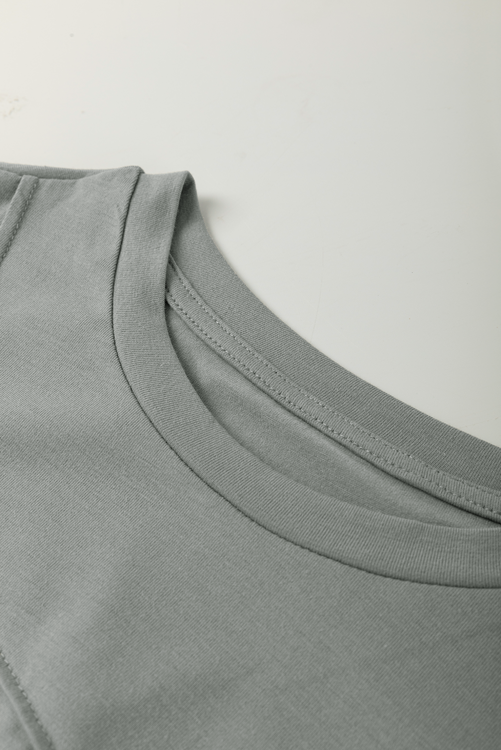 Toothpick Stripe Round Neck T-Shirt eAura