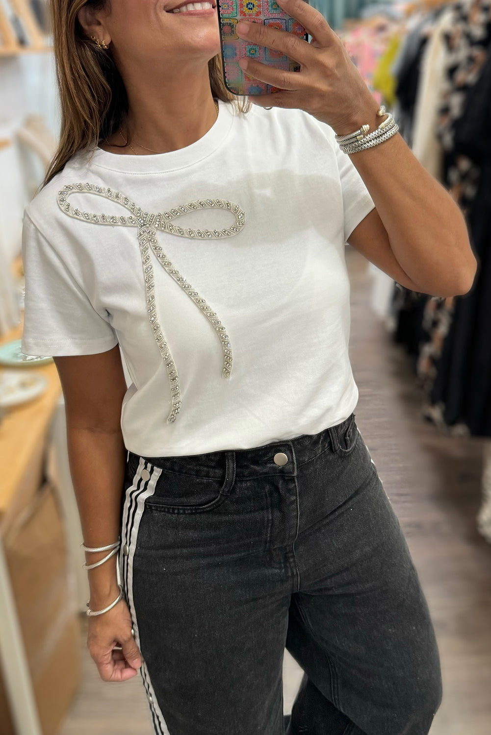 White Rhinestone Bow Embellished Round Neck Tee eAura