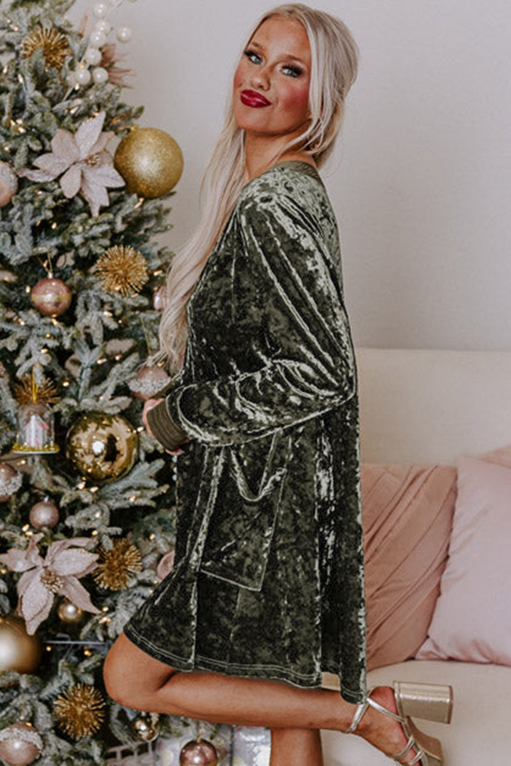 Jungle Green Velvet Long Sleeve V Neck Loose Dress with Pockets eAura
