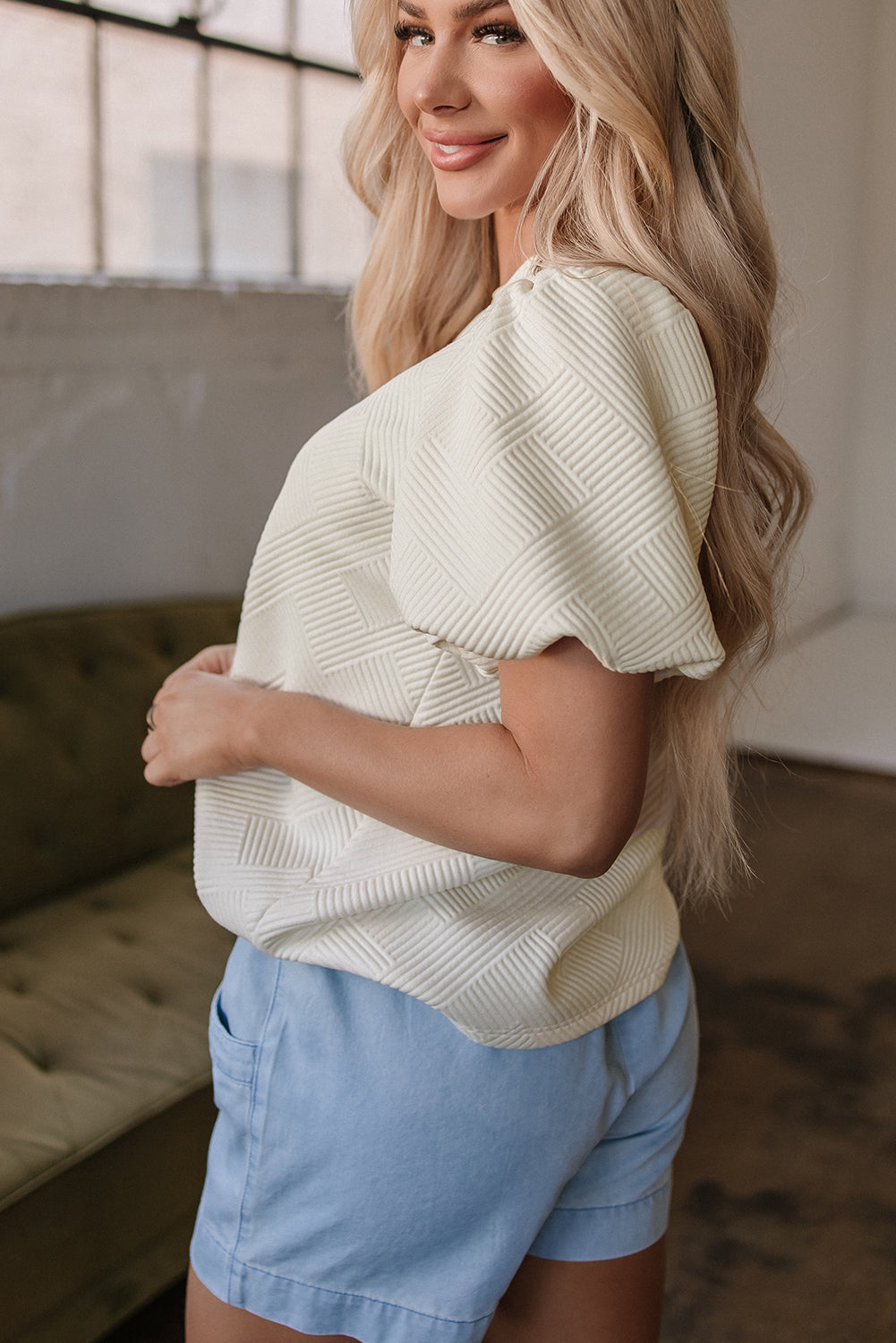 Oatmeal Textured Puff Sleeve T-shirt eAura