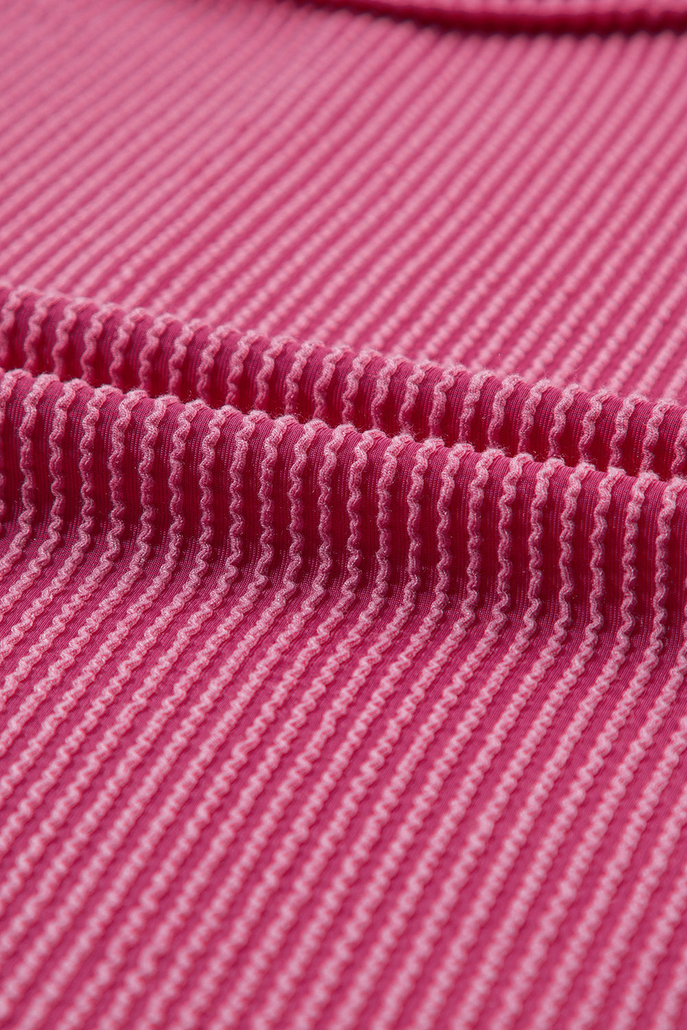 Textured Knit Exposed Stitching T-shirt eAura