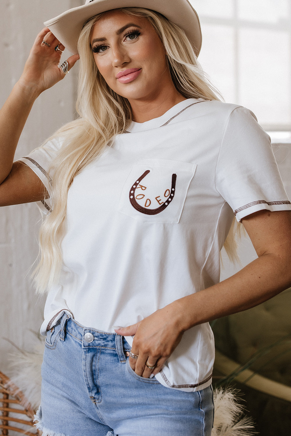 Apricot RODEO Horseshoe Embroidered Patch Pocket T Shirt eAura