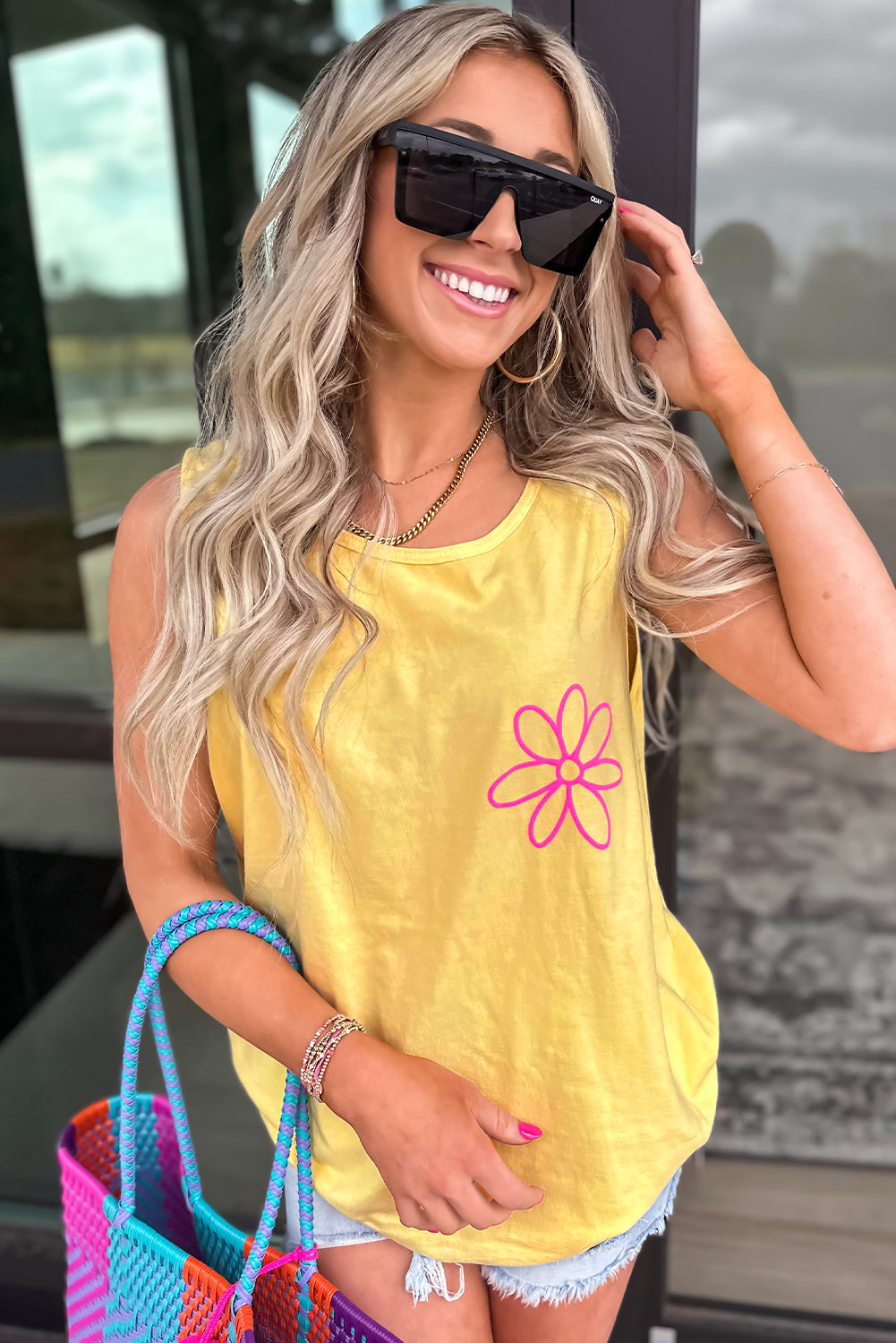 Flower Graphic Casual Tank Top eAura