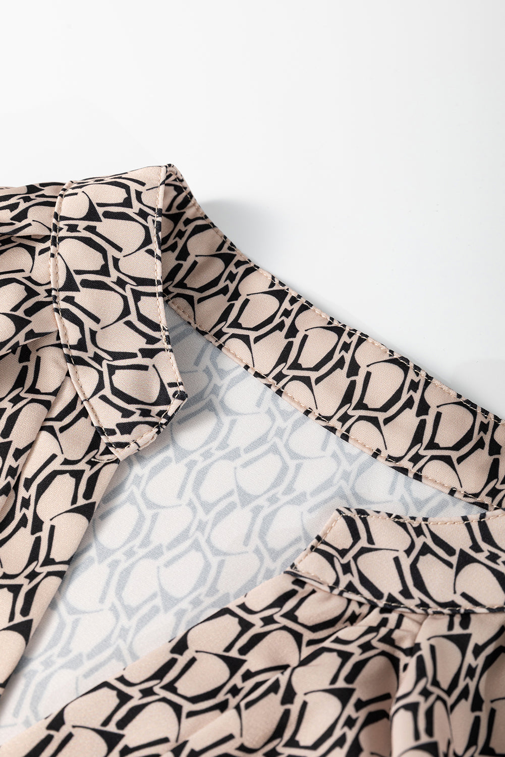 Khaki Geometric Print Notched Neck Puff Sleeve Blouse eAura