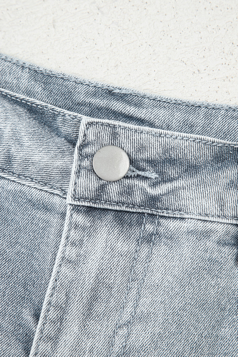 Scalloped Hemline Acid Wash High Waist Denim Shorts eAura