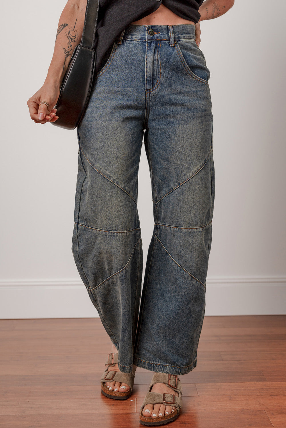 Exposed Stitching Loose Straight High Waist Jeans eAura