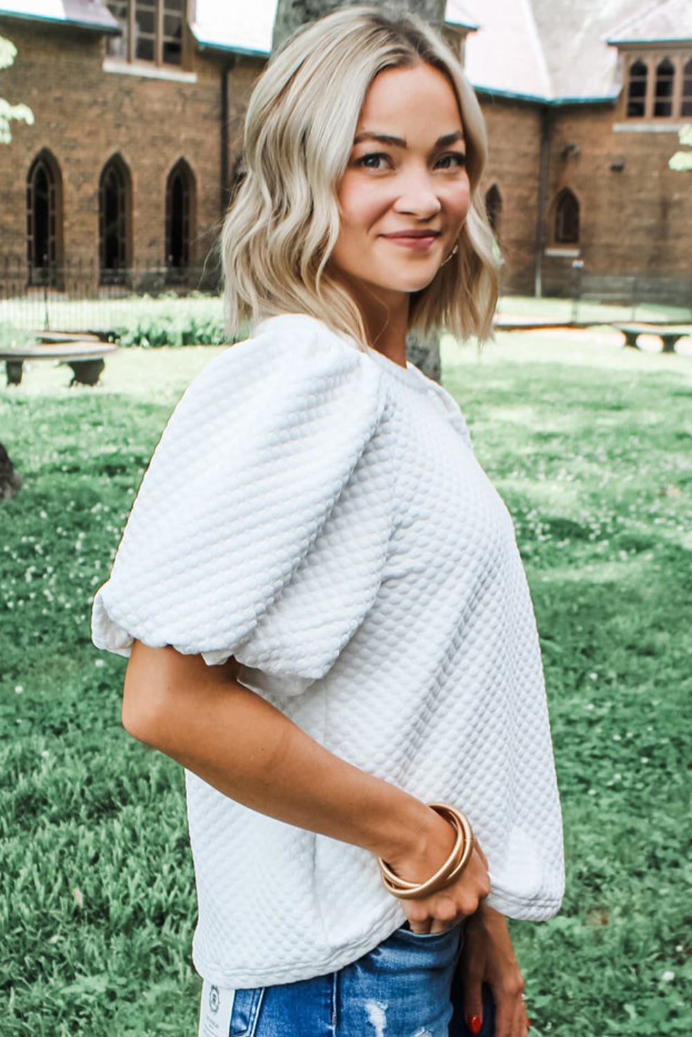 White Solid Textured O Neck Puff Sleeve Blouse eAura