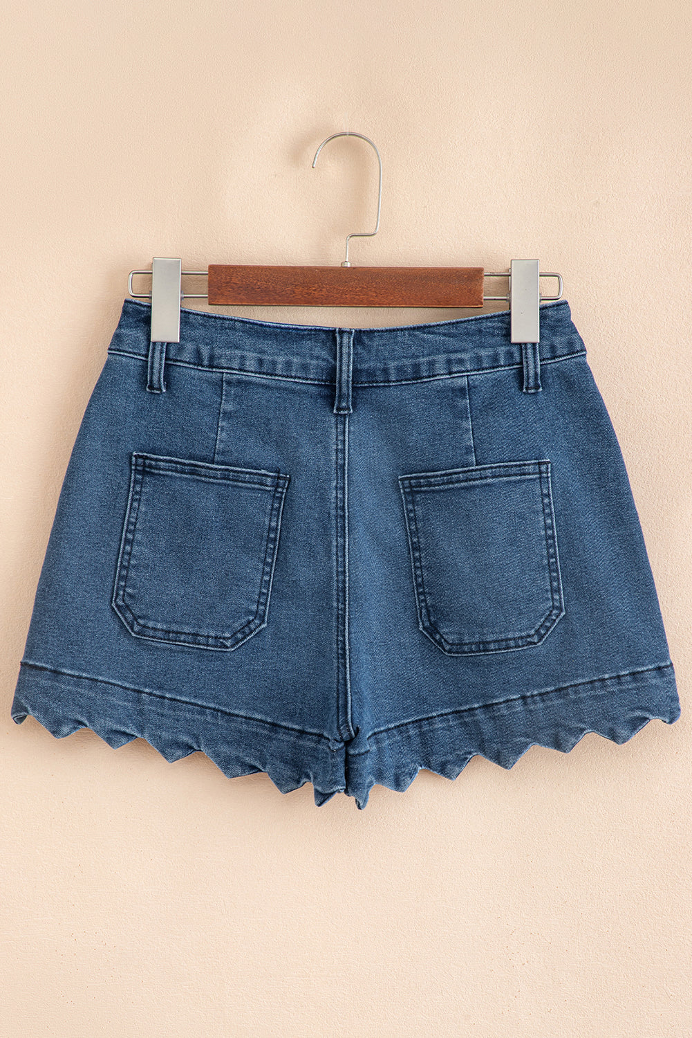 Scalloped Hemline Acid Wash High Waist Denim Shorts eAura