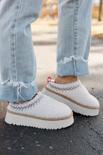 White Embroidered Sherpa Plush Thick Sole Winter Slippers Beagle Boutique Fashion Outlet