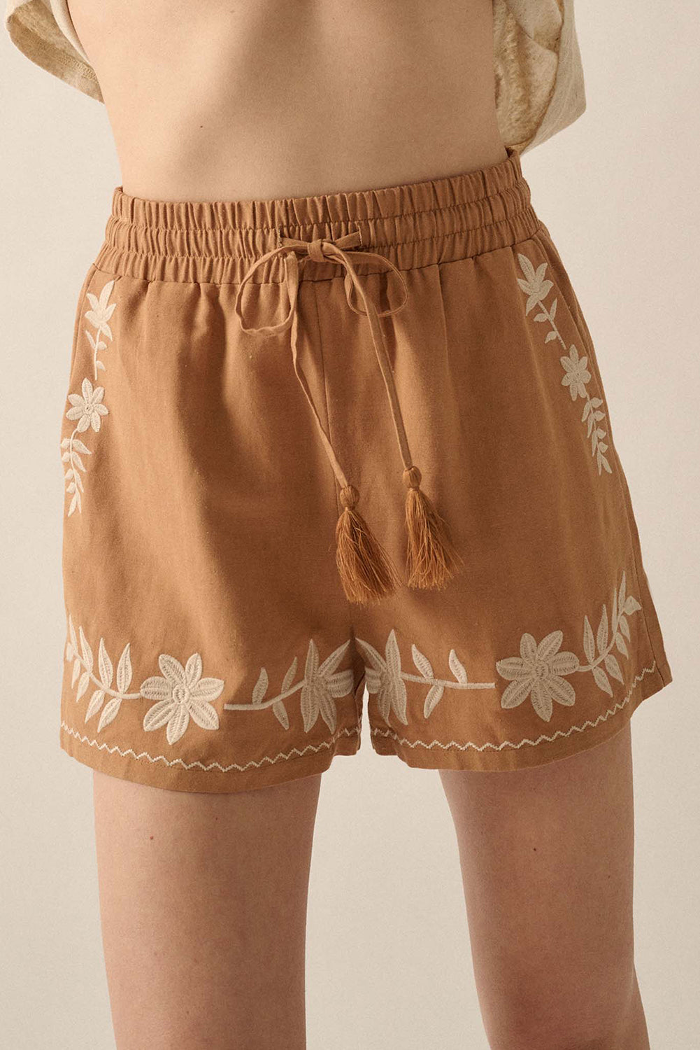 Embroidered Boho Tasseled Drawstring Elastic Waist Casual shorts eAura