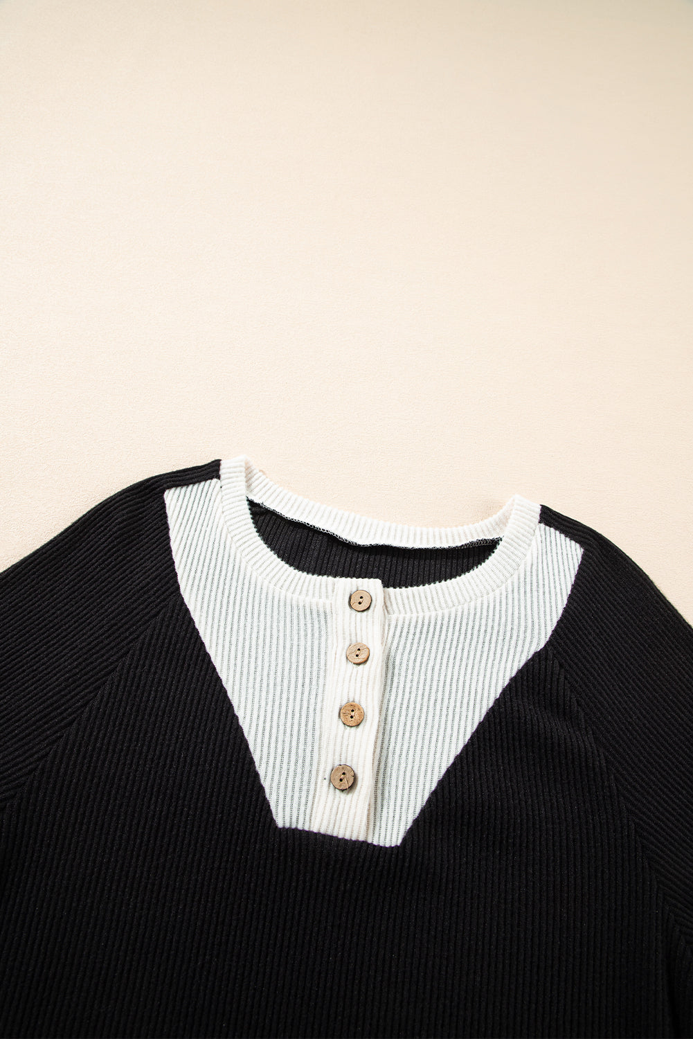 Black Colour Contrast Ribbed Loose Fit Long Sleeve Top eAura