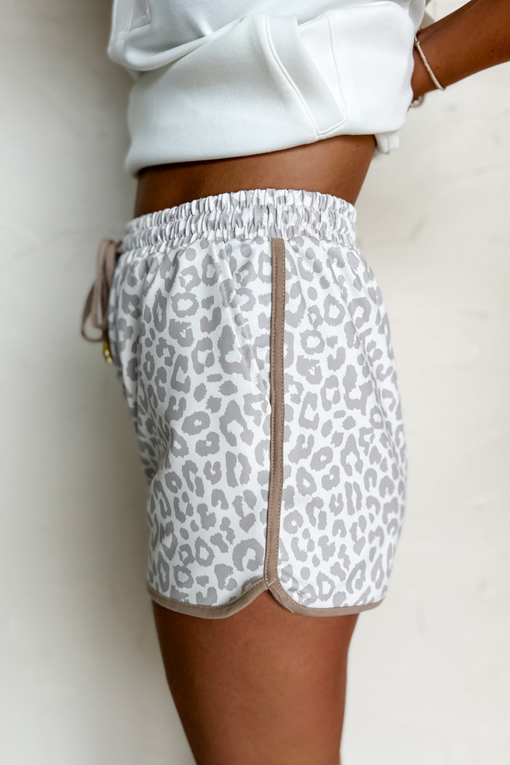 White Leopard Elastic Waist Lace up Contrast Trim Casual Shorts eAura