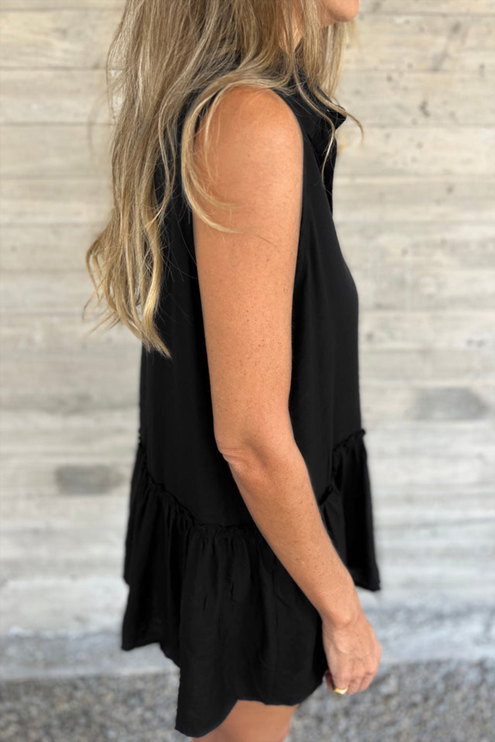 Black Sleeveless Buttoned Front Ruffle Hem Tunic Shirt eAura
