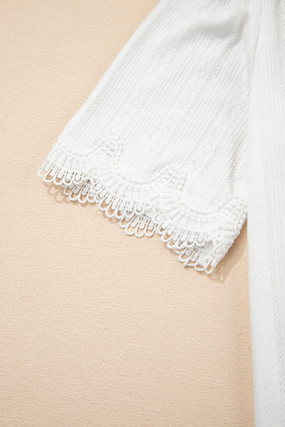 White Scalloped Lace Trim Textured T-Shirt eAura