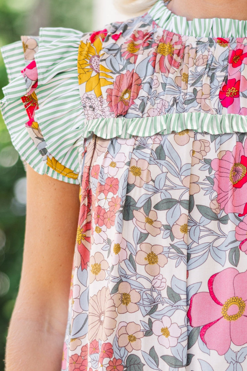 Pink Floral Print Contrast Ruffle Trim Short Sleeve Blouse eAura