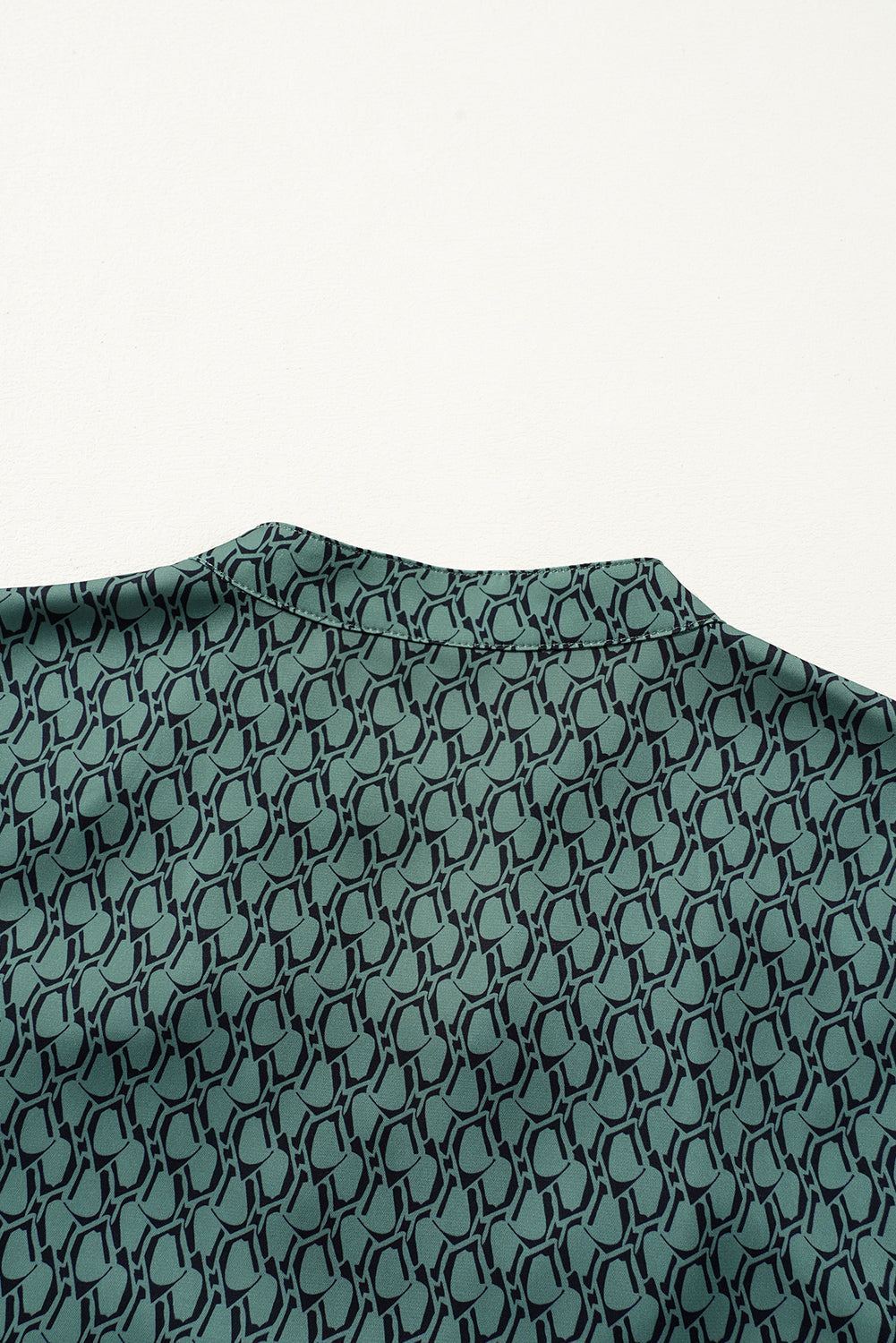 Green Geometric Print Notched Neck Puff Sleeve Blouse eAura