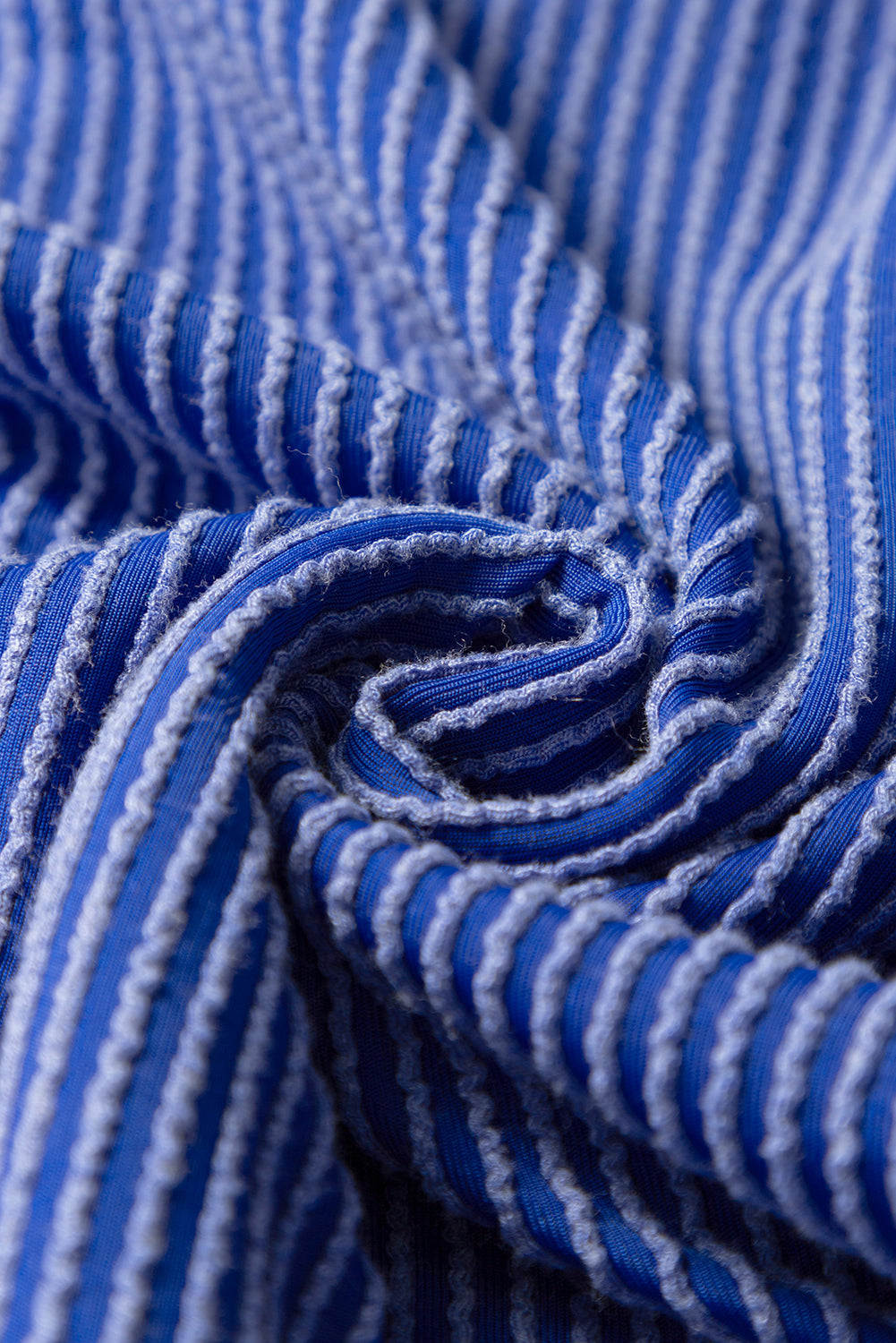 Textured Knit Exposed Stitching T-shirt eAura