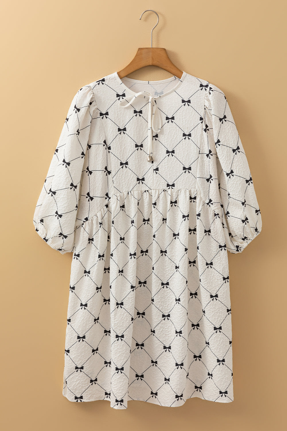 White Bowtie Pattern Textured Puff Half Sleeve Loose Mini Dress eAura