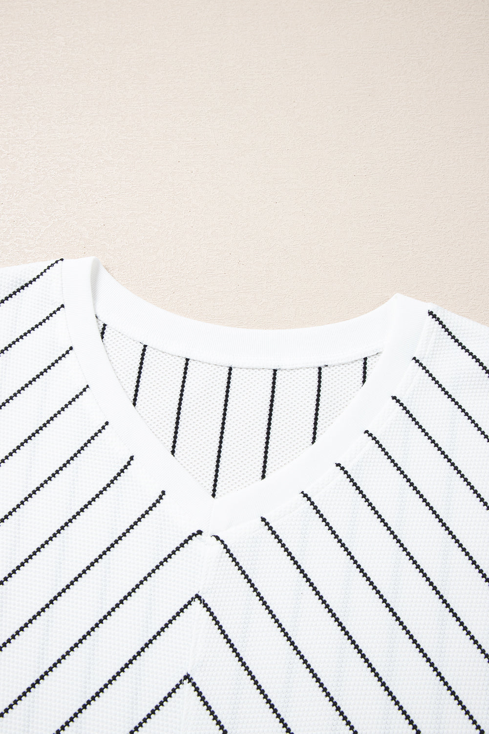 Black Stripe Chevron Striped V Neck Long Sleeve Casual Top eAura