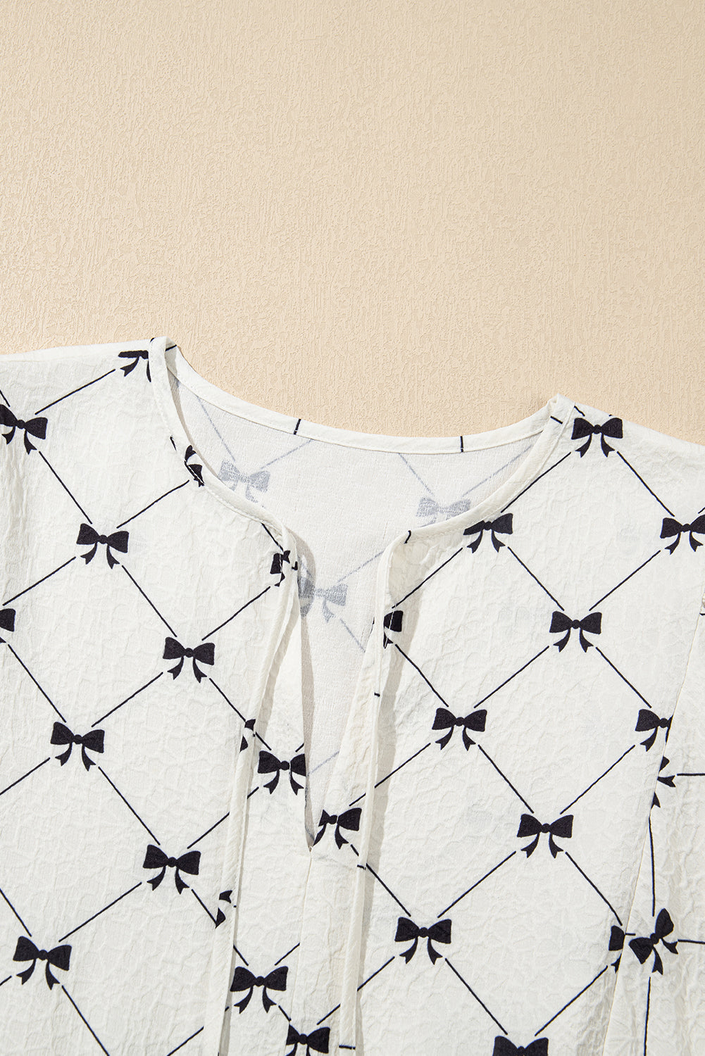 White Bowtie Pattern Textured Puff Half Sleeve Loose Mini Dress eAura