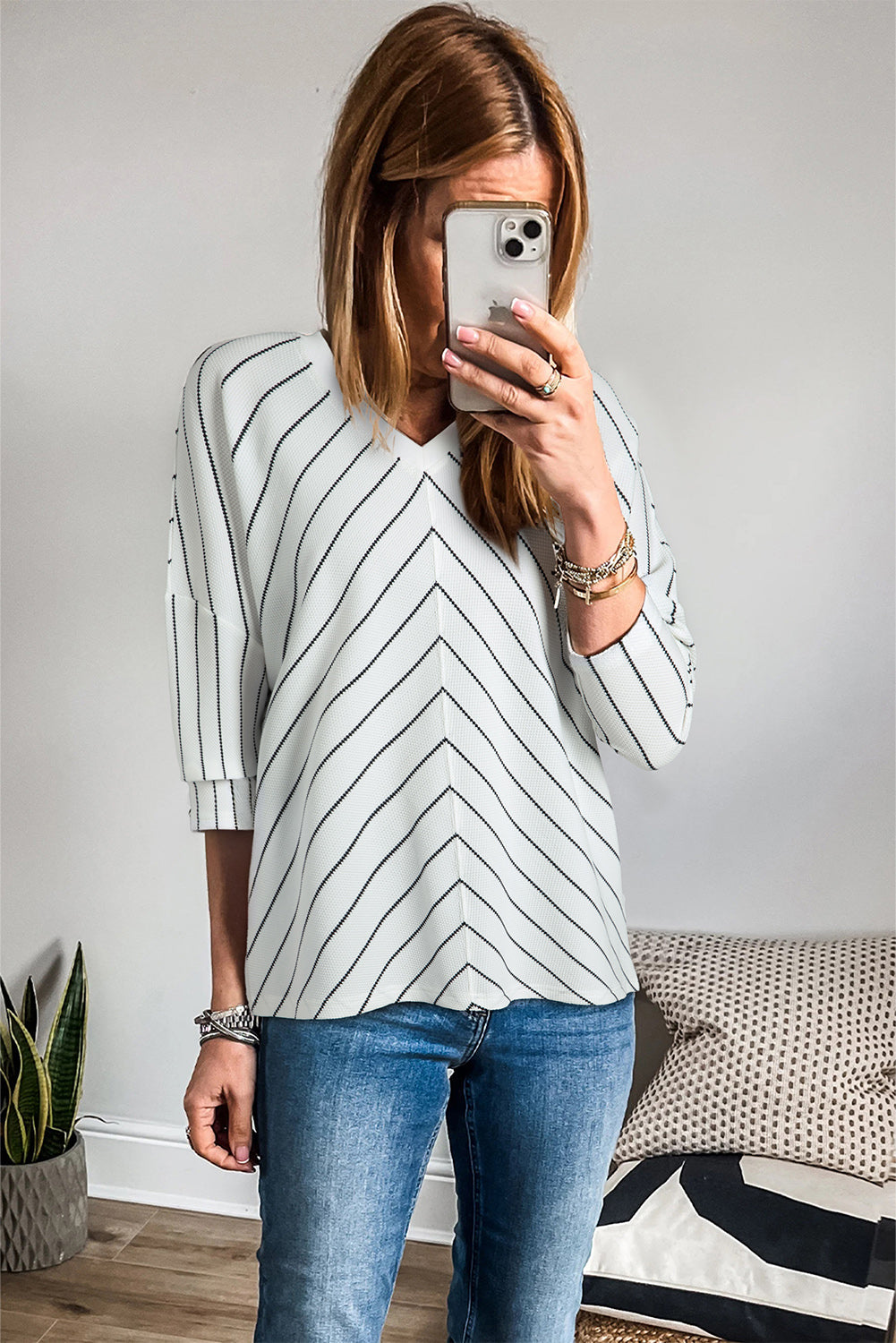 Black Stripe Chevron Striped V Neck Long Sleeve Casual Top eAura