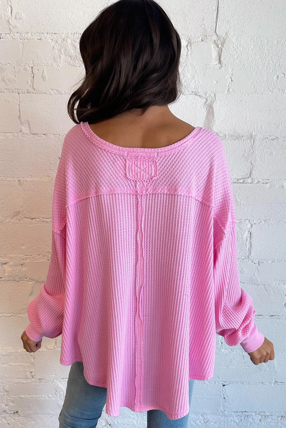 Bonbon Waffle Knit Exposed Seam High Low Top eAura