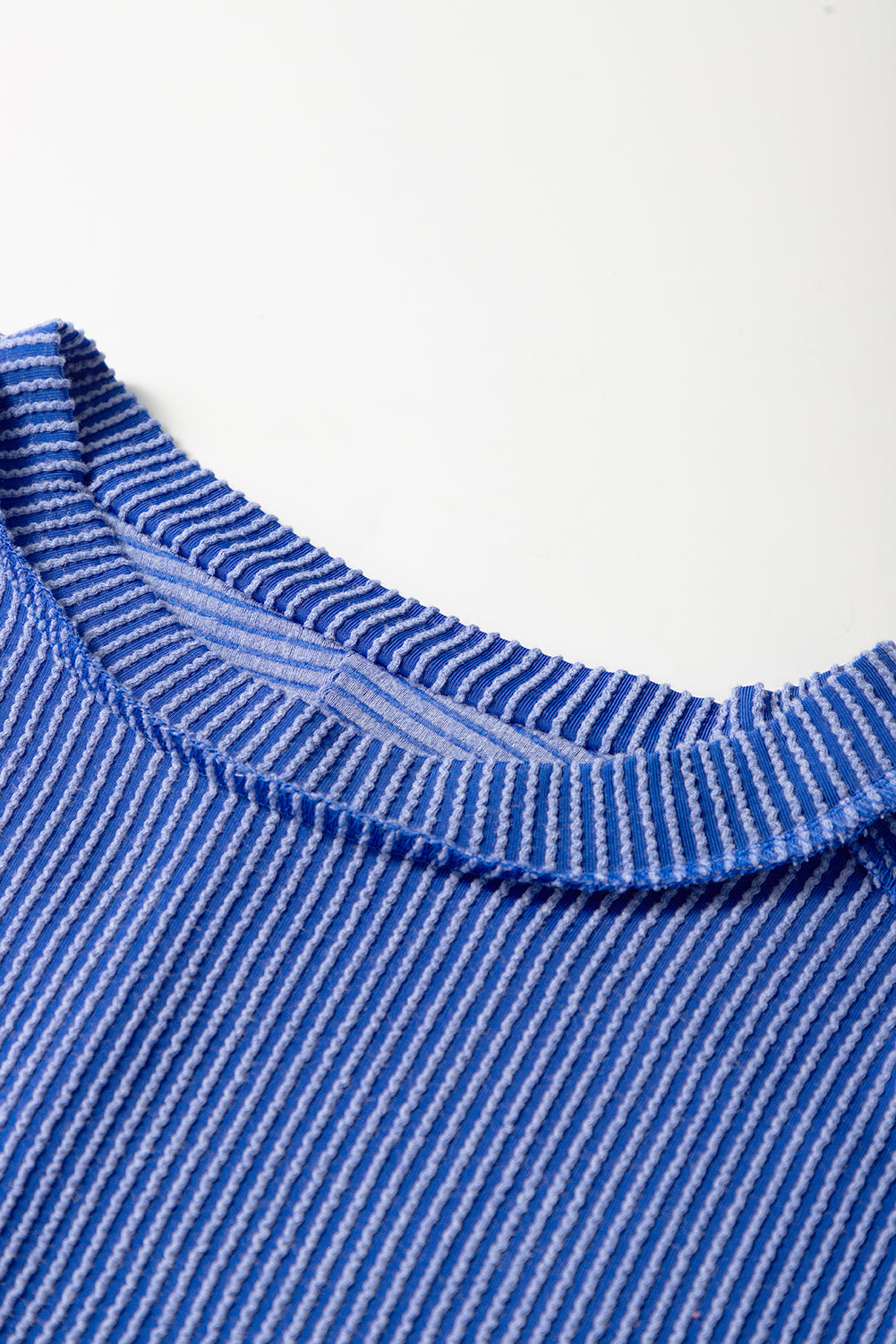 Textured Knit Exposed Stitching T-shirt eAura