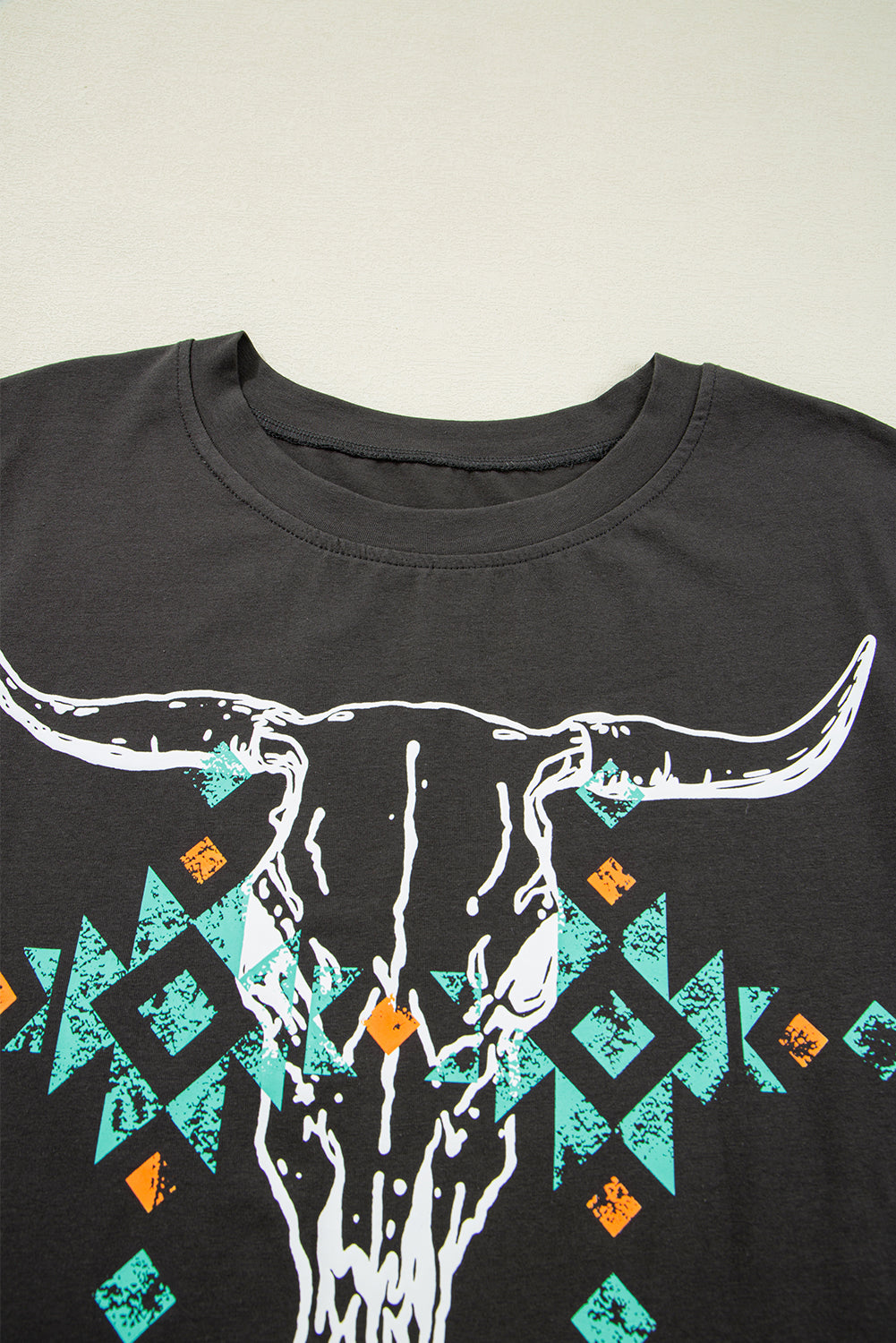 Carbon Grey Vintage Western Bull Head Skull Turquoise Aztec Graphic T Shirt eAura