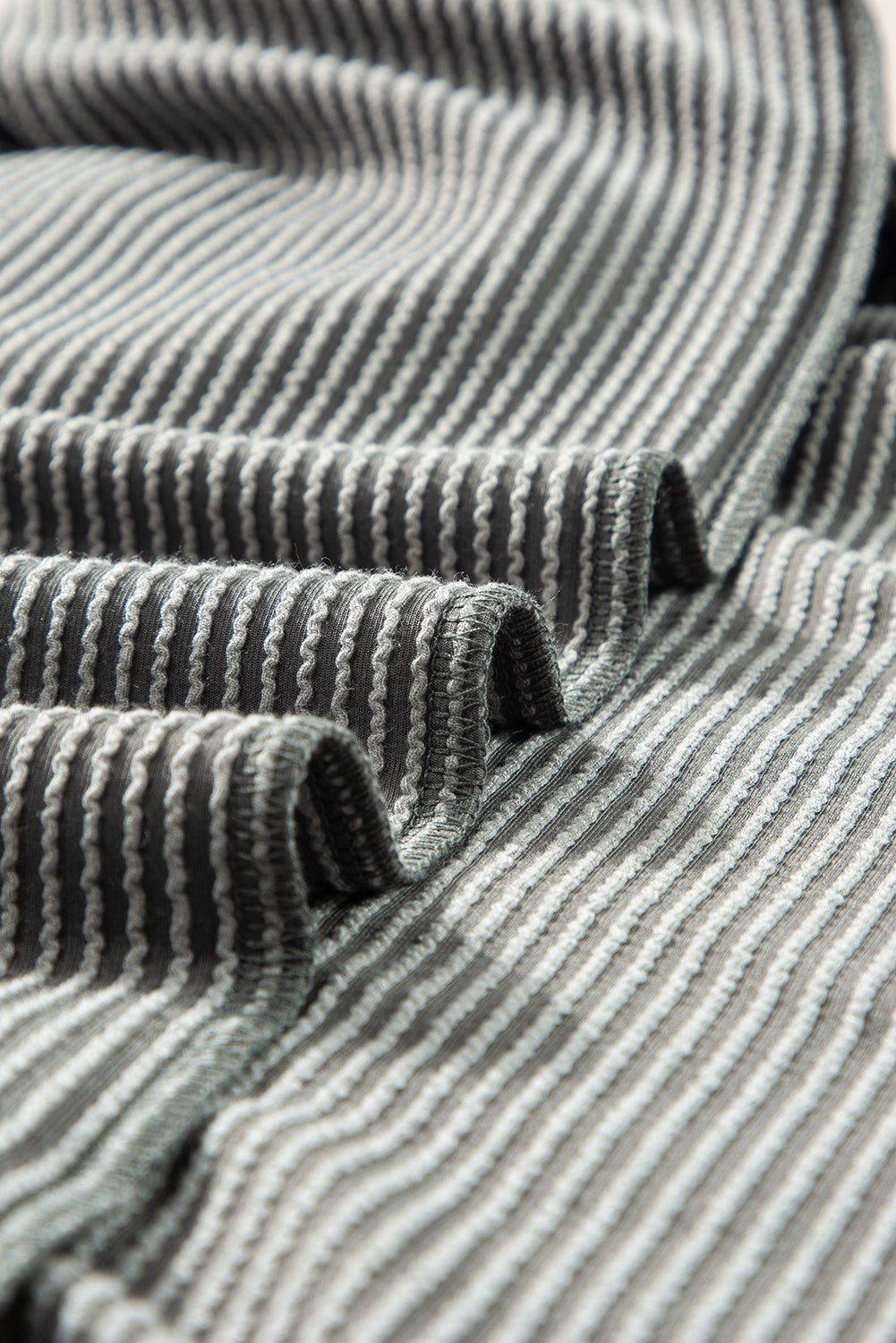 Textured Knit Exposed Stitching T-shirt eAura