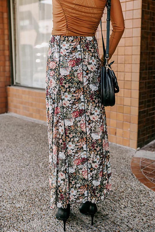 How-to-Wear-a-Maxi-Skirt-7-Stylish-Tips-for-Every-Occasion eAura