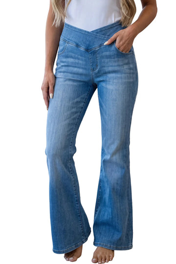 How to Dress Up Jeans for a Night Out: 6 Easy Outfits