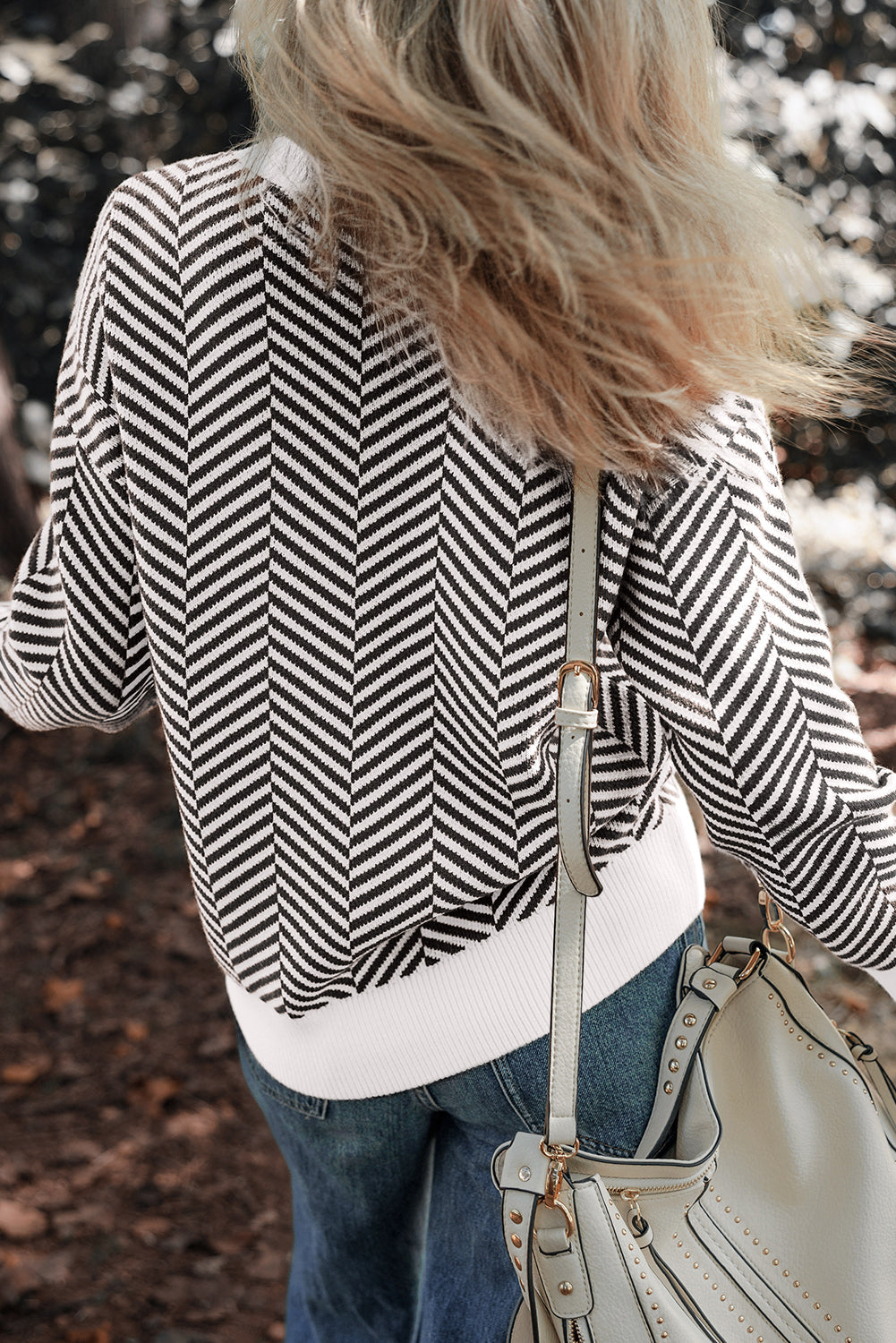 Black Contrast Edge Crew Neck Drop Shoulder Sweater eAura