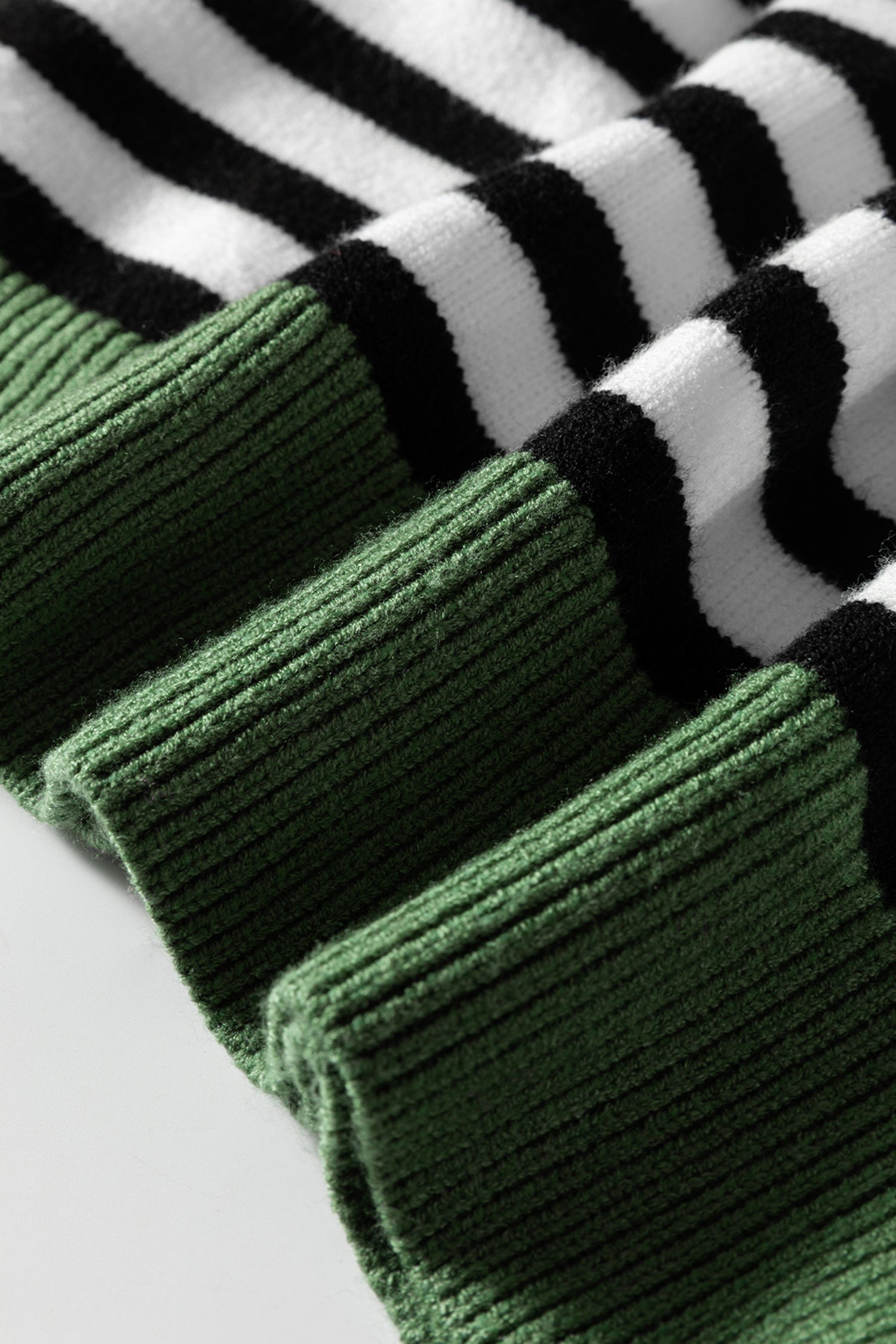 Striped Panels Colourblock Sleeve Sweater
