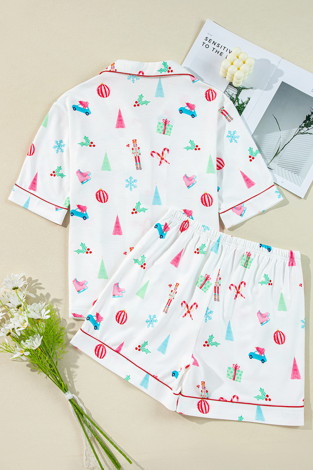 White Christmas Print Short Sleeve Shirt and Shorts Pyjama Set - eAura