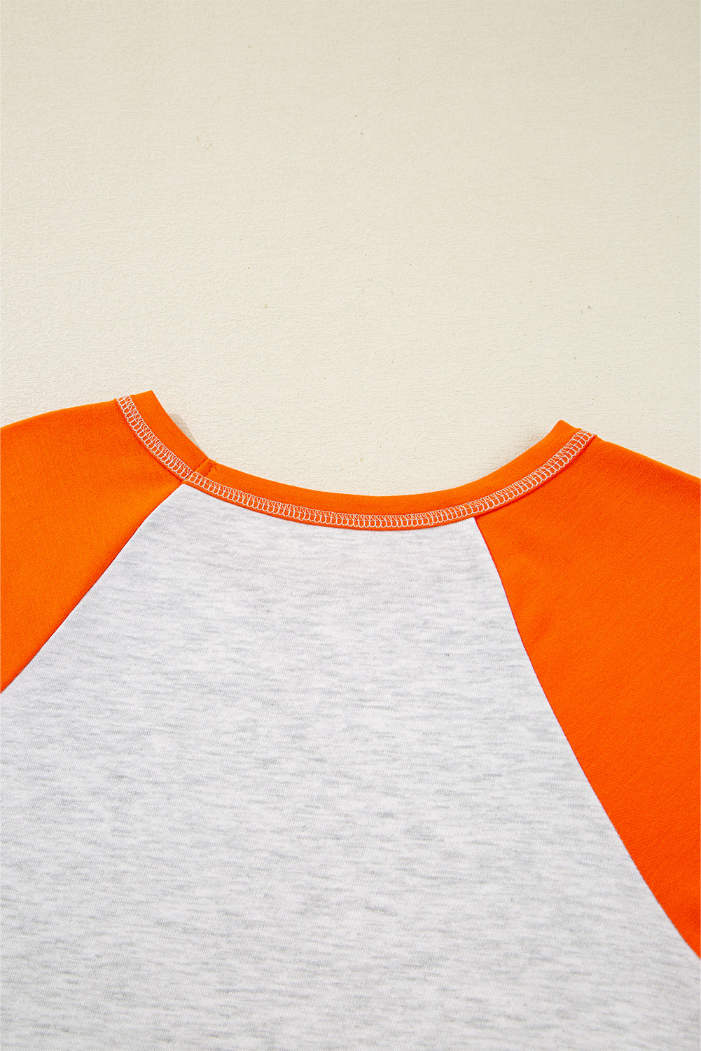 Raglan Sleeve Contrast Stitching Loose Fit Top - eAura