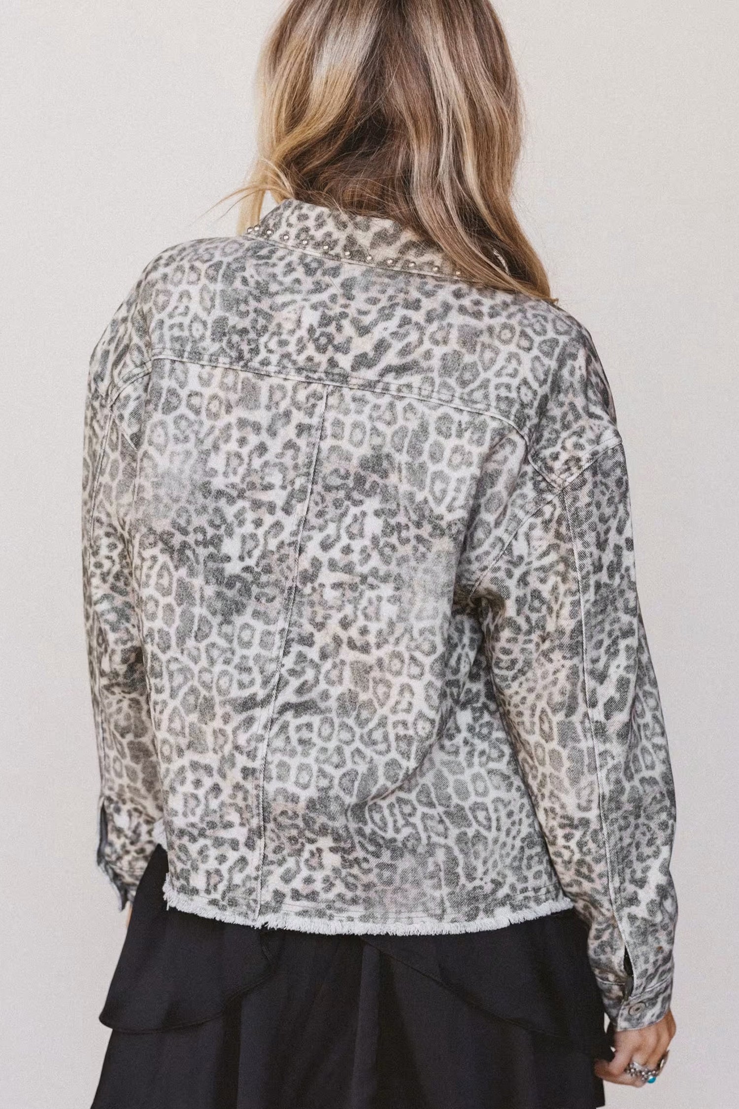 Leopard Print Studded Collar Studded Patch Pocket Denim Jacket – Khaki