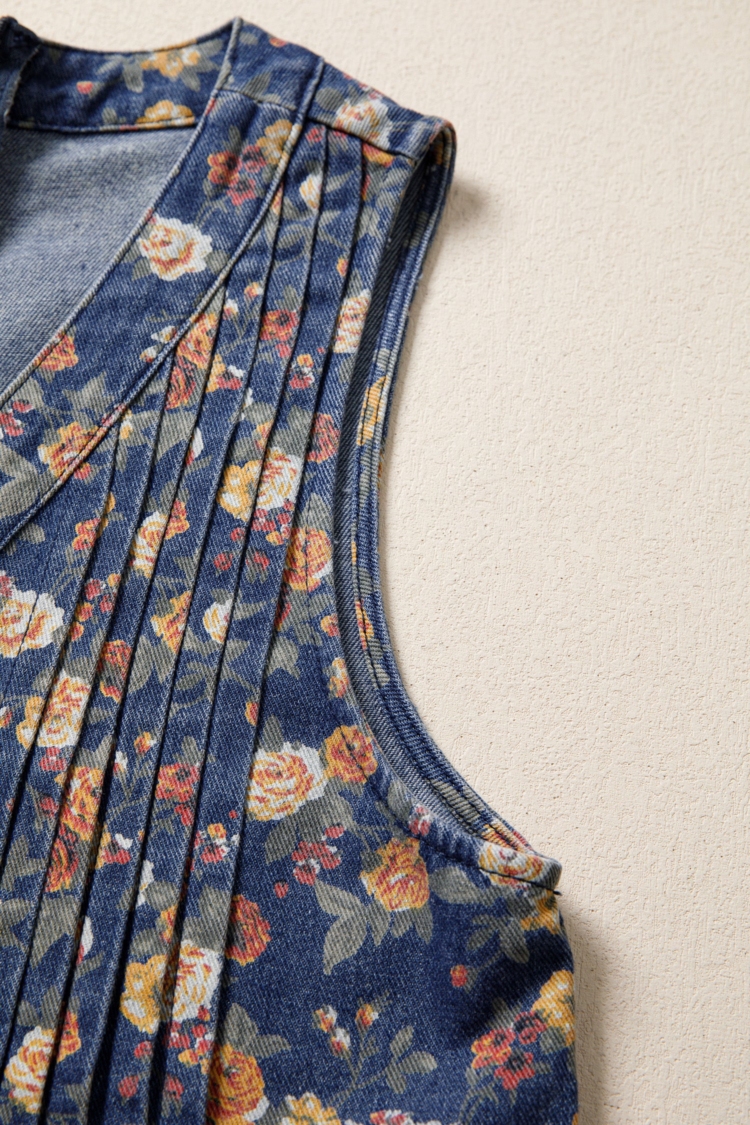 Retro Floral Print Bow Tie V Neck Sleeveless Pleated Loose Denim Romper – Blue