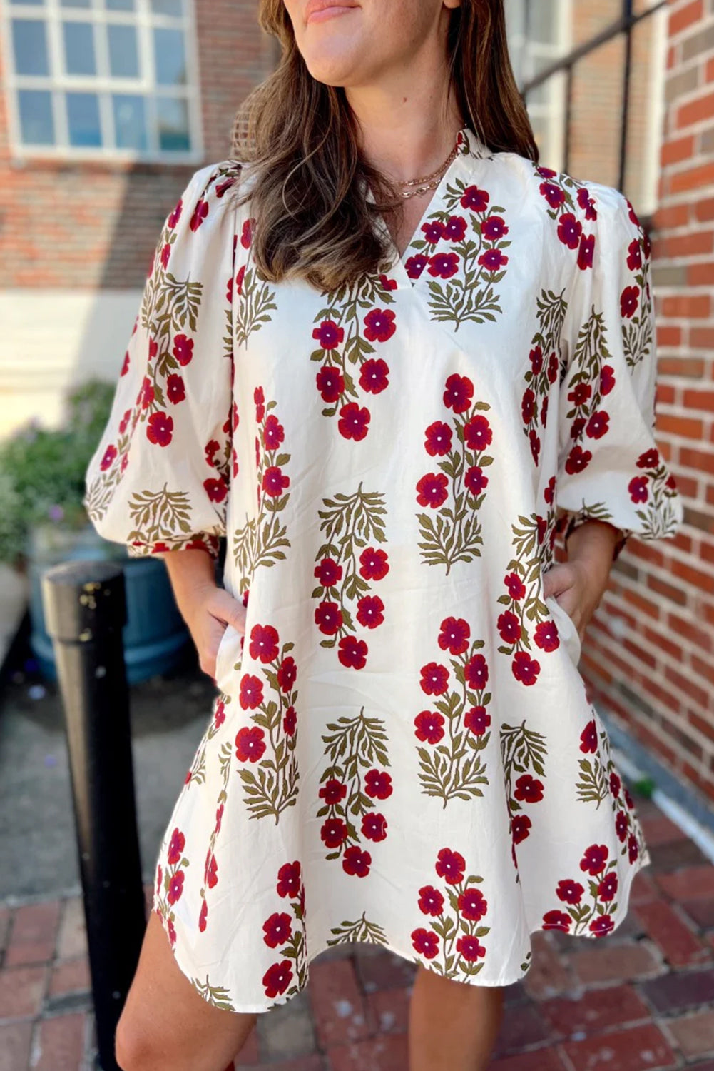 White Floral Print V-Neck 3/4 Sleeve Loose Mini Dress