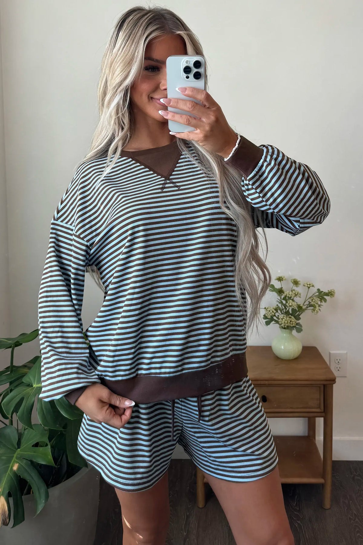 Oversized Long Sleeve Top Drawstring Loose Shorts 2pcs Set – Brown Stripe