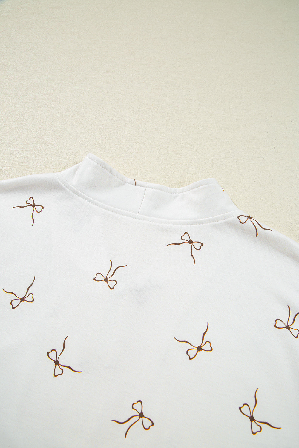 Beige Bow Print Half Zip Tank and Shorts 2pcs Set eAura