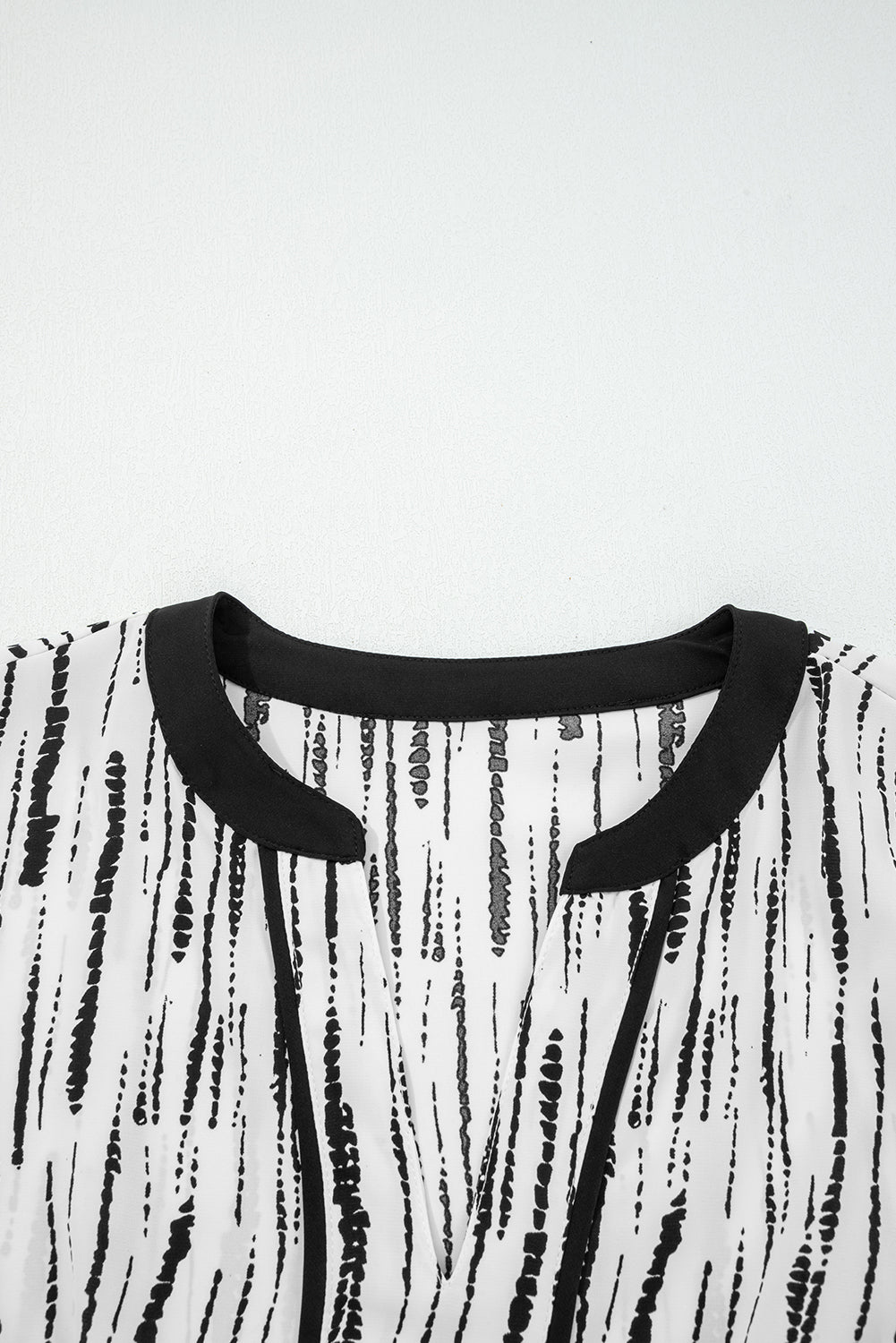 Abstract Printed V-Neck Fall Blouse - eAura