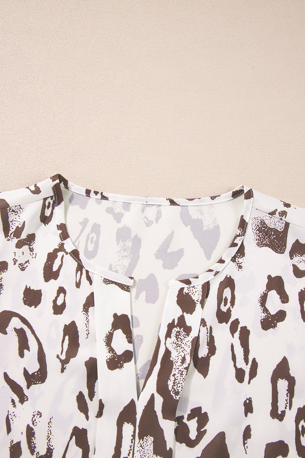 Khaki Leopard Print Split Neck Balloon Sleeve Blouse eAura