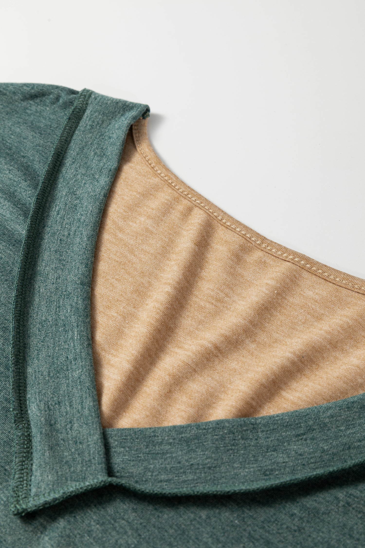 Exposed Stitching Colour-block V-Neck Long Sleeve Top
