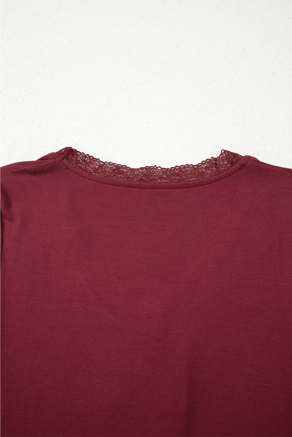 Lace-trimmed Sweetheart Neckline Ruched Detail Long Sleeve T-shirt eAura